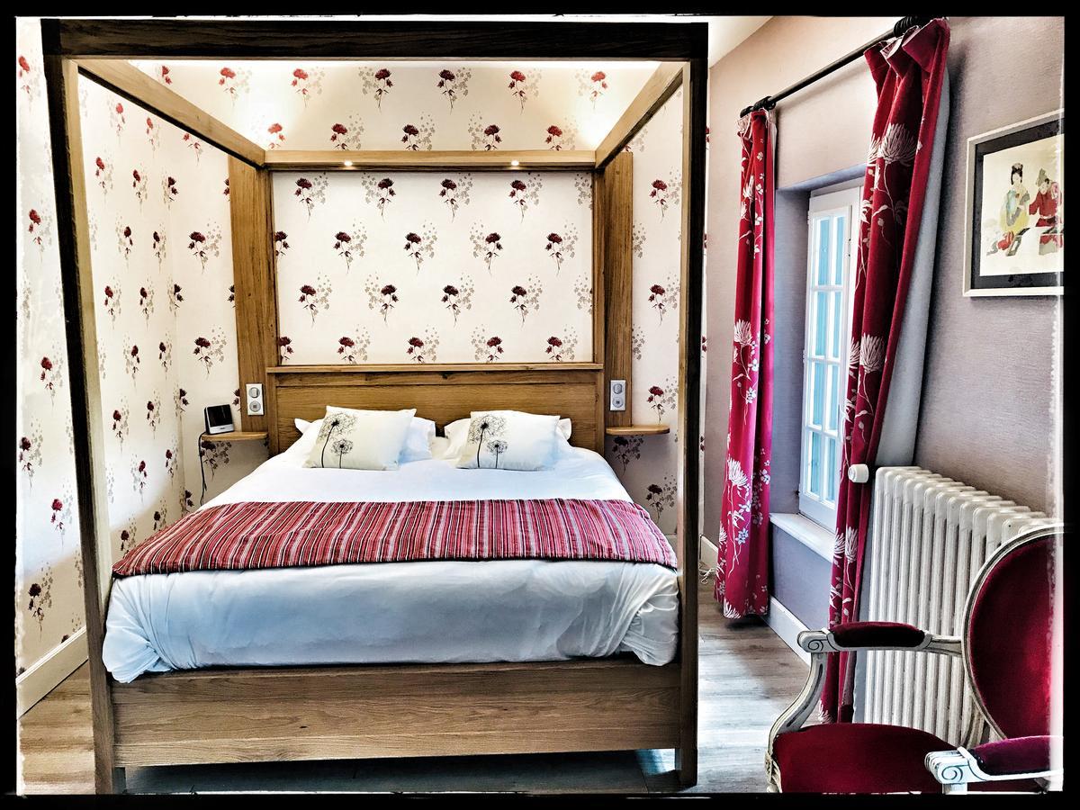 Logis Hotel La Foret Senonches Exterior photo